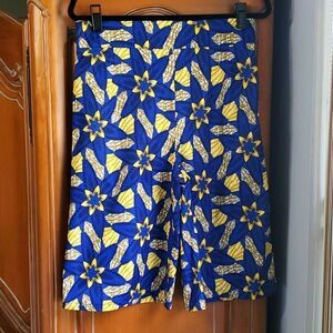ESY STUDIO E, Bermuda shorts. Size large side zipper and elastic. Blue & yellow